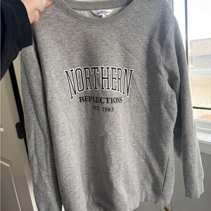 Northern Reflections Heather Gray Logo Tee